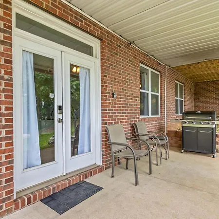 Castaway Cove -Lake Norman Waterfront Home With Private Dock-3