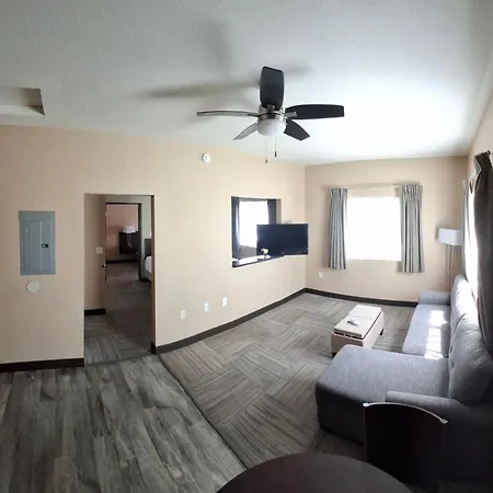 Island Suites-3
