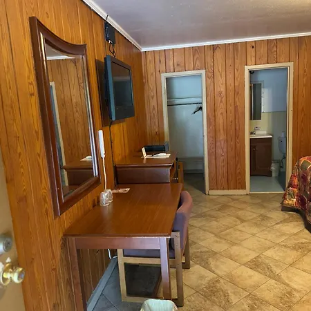 Texas Inn Motel-3