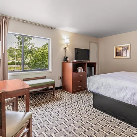 Econo Lodge Cherokee Near Island Park-2