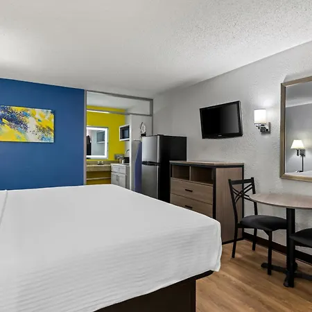 Econo Lodge Carlsbad Caverns Area-2