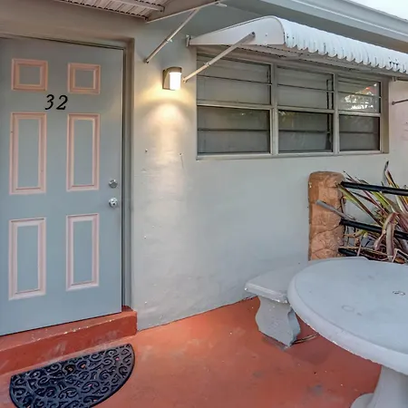 Green Seas Motel-2