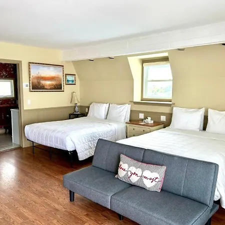 The Montauk Soundview-3