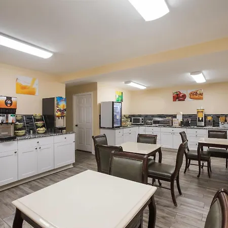 Quality Inn & Suites Greensboro Near Lake Oconee-3