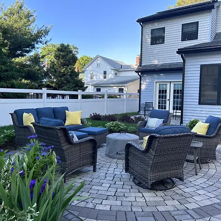 Canterbury Suites B&B-3