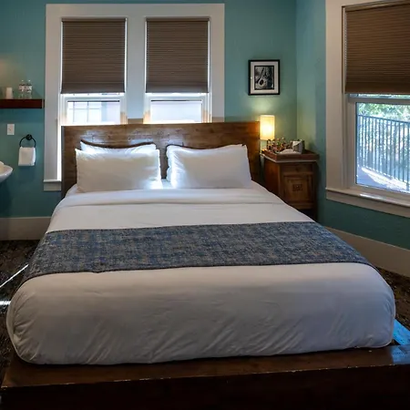 The Groveland Hotel-2