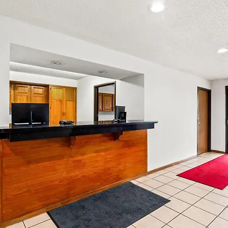 Quality Inn & Suites Howe - Sturgis-2