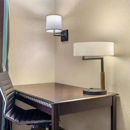 Best Western Mineola Inn-3