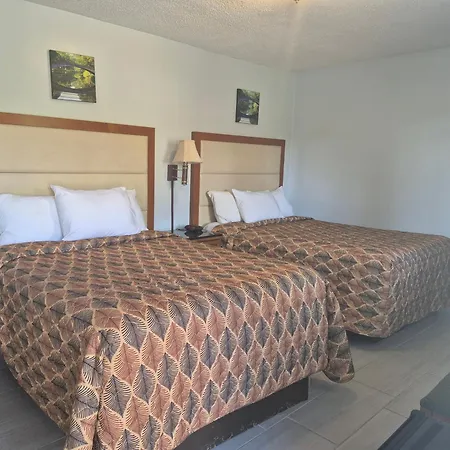Maple Leaf Motel-3