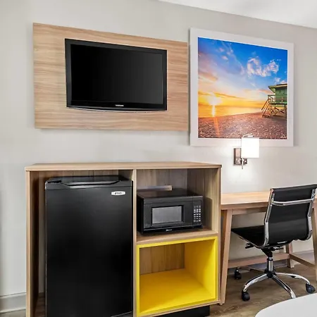 Days Inn By Wyndham Jacksonville Nc-2