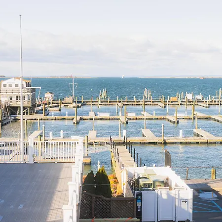 Danfords Hotel & Marina-2
