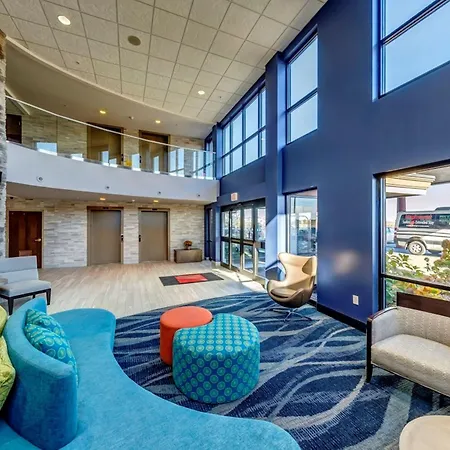 Holiday Inn & Suites Syracuse Airport - Liverpool By Ihg-3