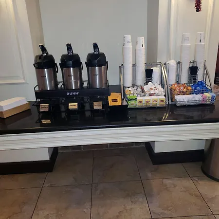 Birch Hill Suites Detroit-Warren-2