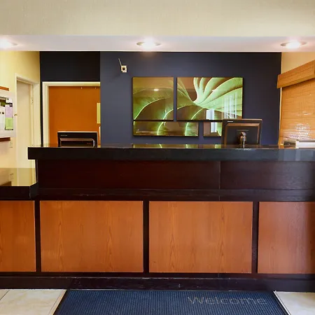 Americinn By Wyndham Topeka-3