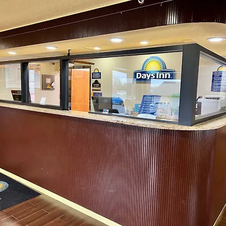 Days Inn By Wyndham Glasgow-2