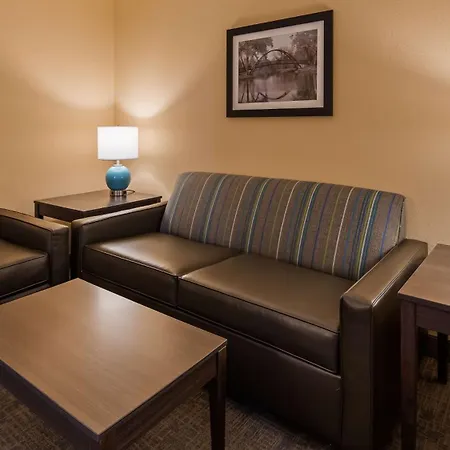 Best Western East Towne Suites-3