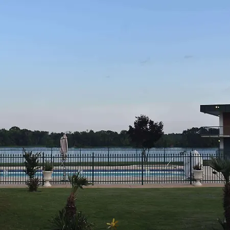 Super 8 By Wyndham Riverside Al-2