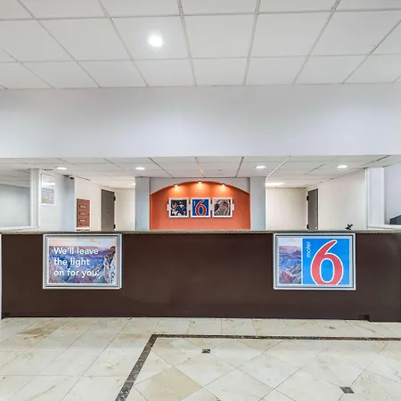Motel 6-Henderson, Tx-3