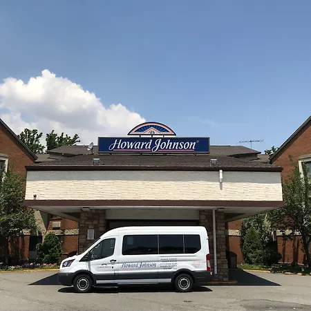 Howard Johnson By Wyndham Newark Airport-3
