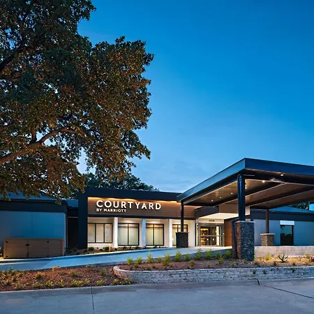 Courtyard By Marriott Dallas Richardson At Spring Valley-2