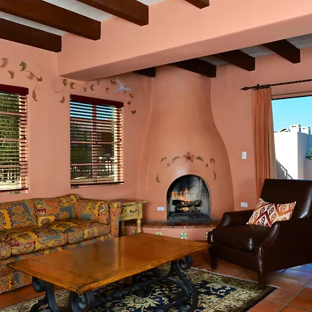 Lodge On The Desert-2