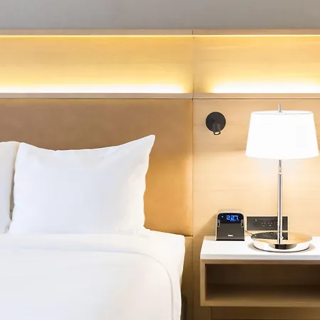 Radisson Hotel Phoenix Airport-2