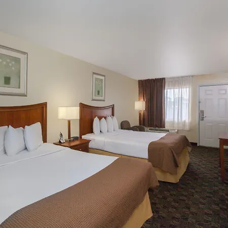 Days Inn By Wyndham Natchitoches-3