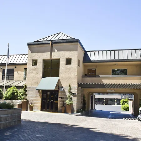 Hotel Strata-2