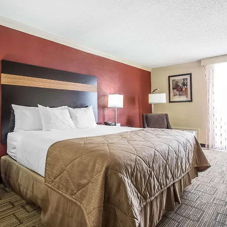 Clarion Hotel Fort Mill Near Amusement Park-3