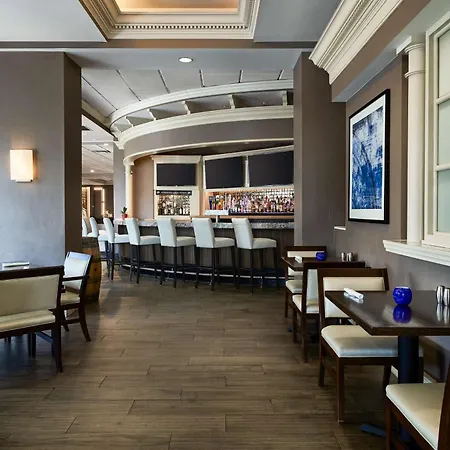 Hilton Kansas City Country Club Plaza-3