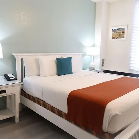 Hotel Carmel Santa Monica-2