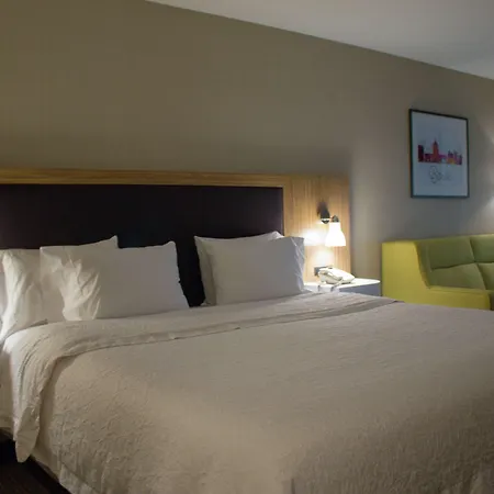 Hampton Inn Boise - Airport-2