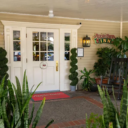 Apple Farm Inn-3