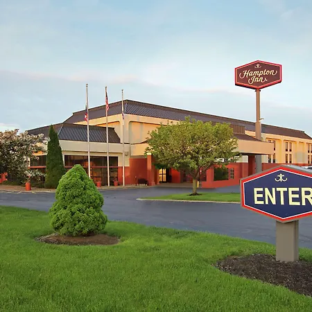 Hampton Inn Ashtabula-2