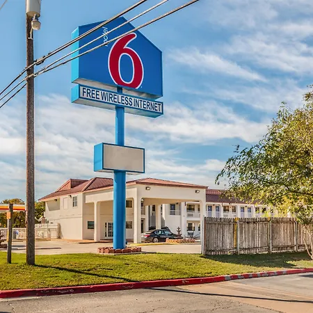 Motel 6-San Marcos, Tx - North-3