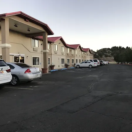 Comfort Inn Near Gila National Forest-3