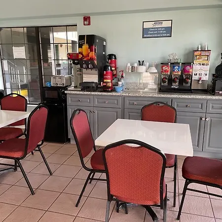 Americas Best Value Inn & Suites Slidell-2