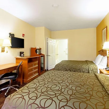 Quality Inn & Suites Dickson-2