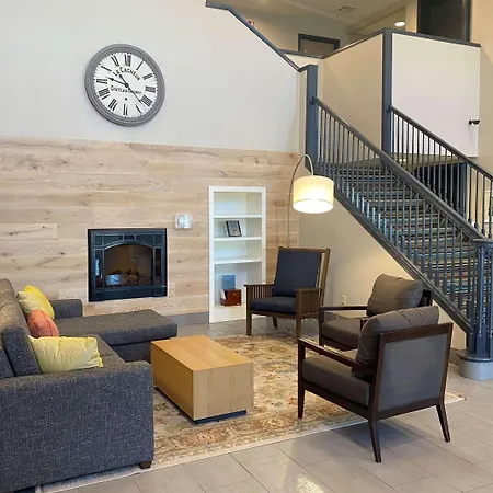 Country Inn & Suites By Radisson, Nevada, Mo-3