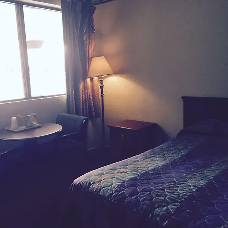 Red Carpet Inn Brooklawn-2