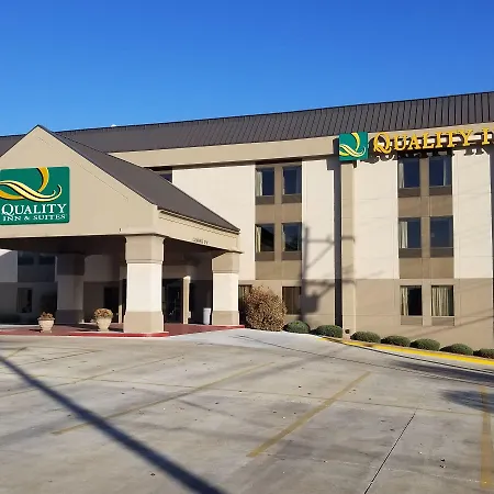 Quality Inn & Suites Quincy - Downtown-2