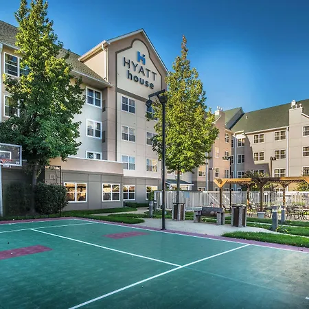 Hyatt House Herndon/Reston-2