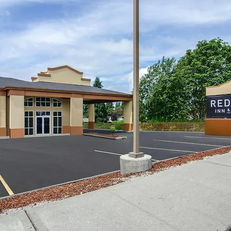 Red Lion Inn & Suites Des Moines-2