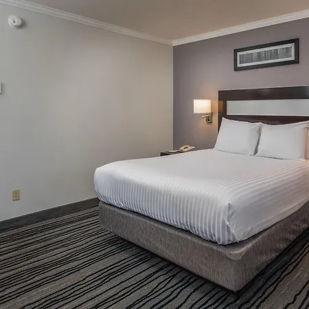 Redwood Creek Inn-3
