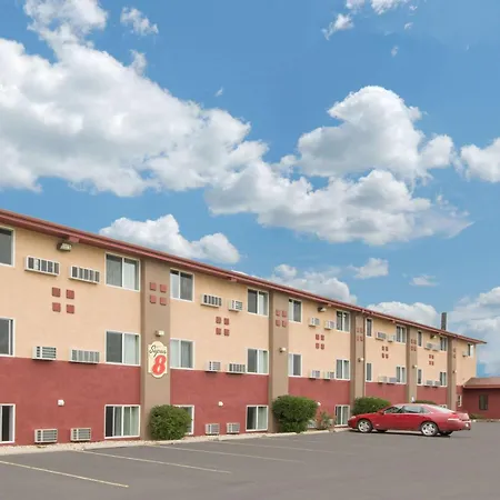Super 8 By Wyndham Worthington Minnesota-3