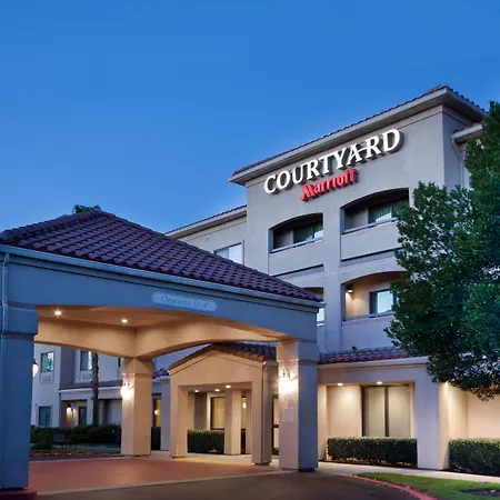 Courtyard By Marriott Palmdale-3