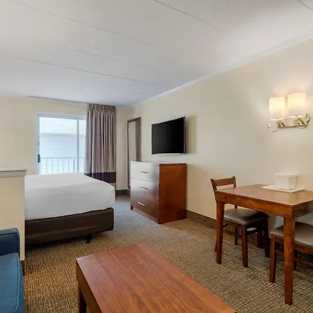 Comfort Inn Ocean City Boardwalk-3