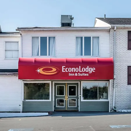 Econo Lodge Reading Airport-3
