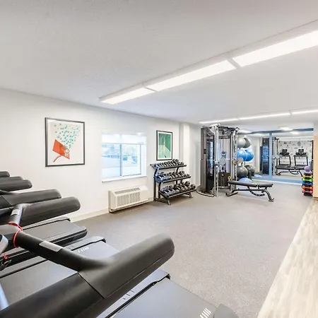 Sonesta Simply Suites Jersey City-3