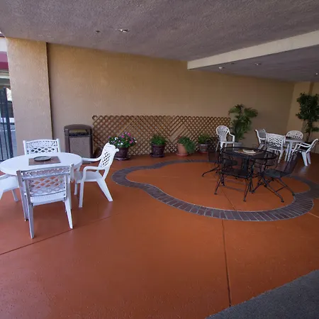 Comfort Suites Visalia - Convention Center-3